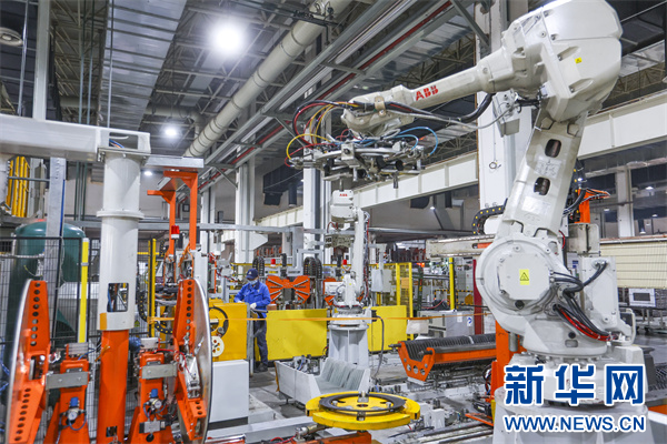 贵阳推进“数实相融”为古板工业赋能添翼